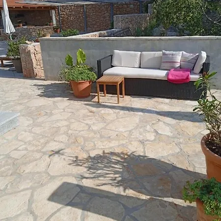 Guest house Nila Sveta Nedelja (Hvar)