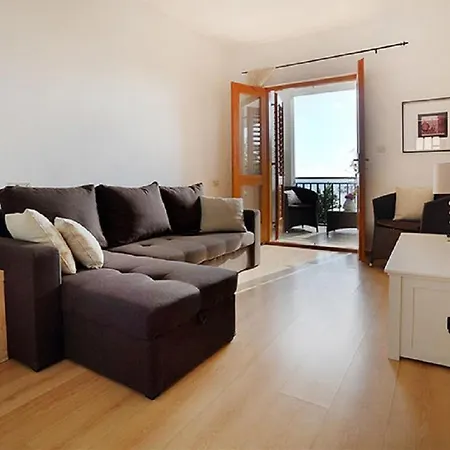 Nila Guest house