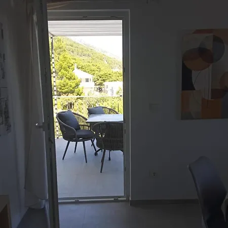Nila Sveta Nedelja (Hvar)